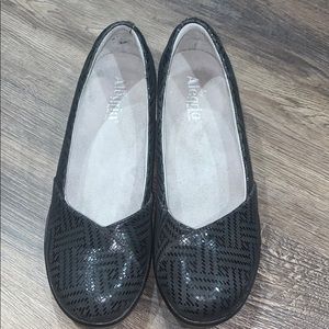 Alegria flirt black Dazzler